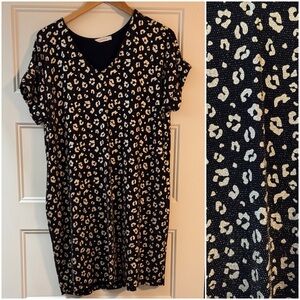 NWOT Entro Black and gold leopard print dress/tunic, large
